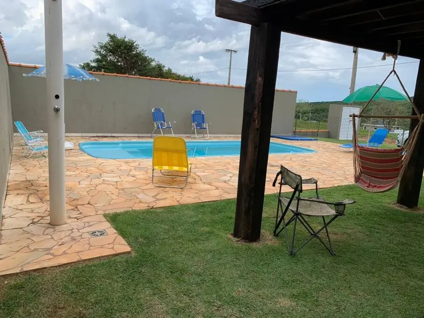 Foto 2 de Casa com 4 quartos à venda, 200m2 em Centro, Paranapanema - SP
