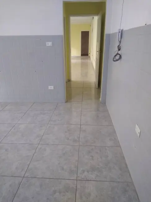 Foto 2 de Casa com 2 quartos para alugar, 129m2 em Vila Bastos, Santo Andre - SP