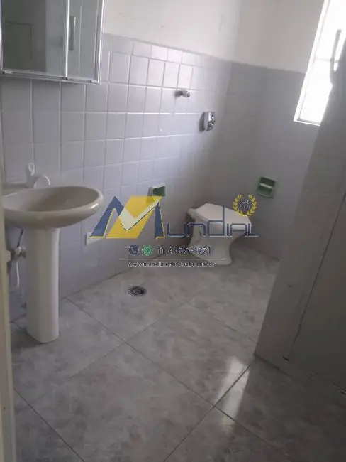 Foto 7 de Casa com 2 quartos para alugar, 129m2 em Vila Bastos, Santo Andre - SP