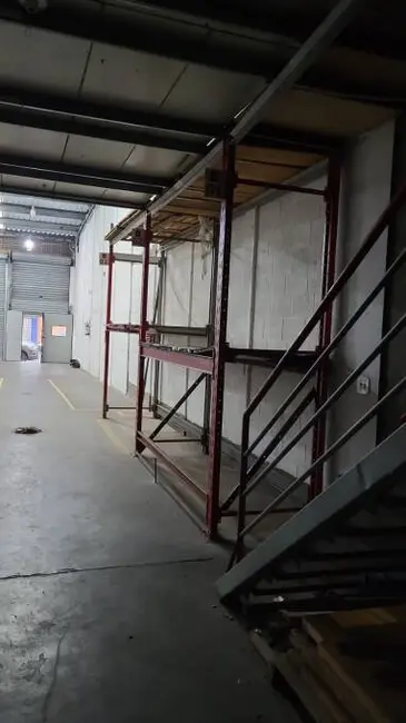 Armazém / Galpão para alugar, 300m2 em Vila Metalúrgica, Santo Andre - SP - imagem 1 Foto 1 de Armazém / Galpão para alugar, 300m2 em Vila Metalúrgica, Santo Andre - SP