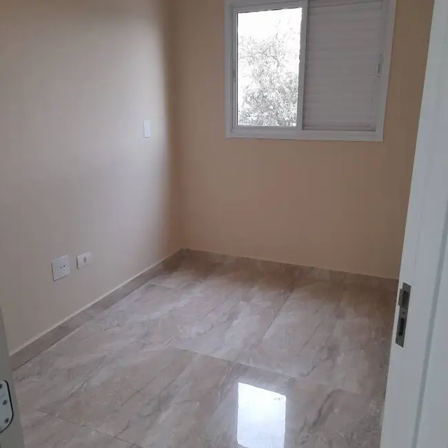 Apartamento com 2 quartos para alugar, 56m2 em Vila Scarpelli, Santo Andre - SP - imagem 5 Foto 5 de Apartamento com 2 quartos para alugar, 56m2 em Vila Scarpelli, Santo Andre - SP