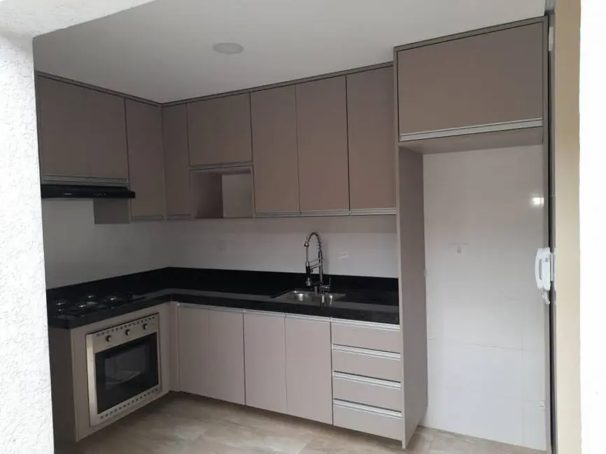 Apartamento com 2 quartos para alugar, 56m2 em Vila Scarpelli, Santo Andre - SP - imagem 9 Foto 9 de Apartamento com 2 quartos para alugar, 56m2 em Vila Scarpelli, Santo Andre - SP