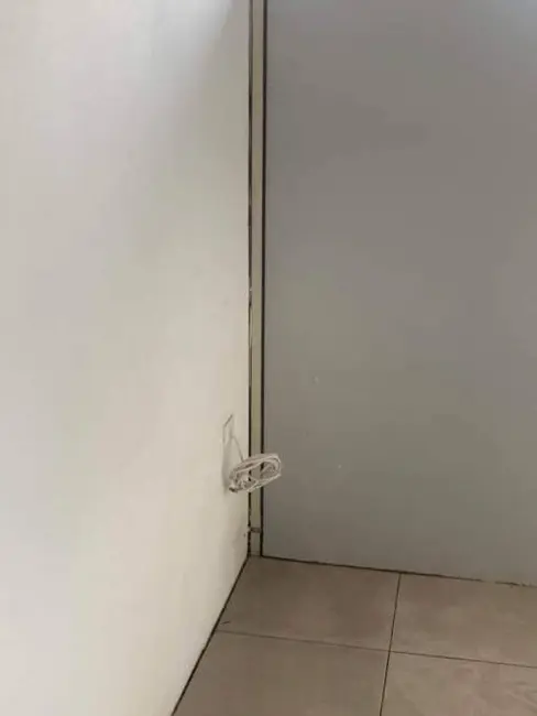 Foto 4 de Sala Comercial para alugar, 15m2 em Vila Alice, Santo Andre - SP