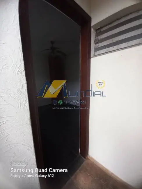 Sobrado com 3 quartos para alugar, 246m2 em Vila Alzira, Santo Andre - SP - imagem 1 Foto 1 de Sobrado com 3 quartos para alugar, 246m2 em Vila Alzira, Santo Andre - SP