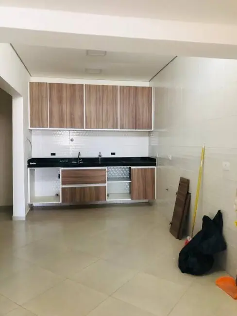 Foto 2 de Casa com 2 quartos para alugar, 116m2 em Vila Floresta, Santo Andre - SP