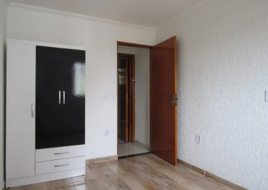 Apartamento com 2 quartos para alugar, 52m2 em Utinga, Santo Andre - SP - imagem 4 Foto 4 de Apartamento com 2 quartos para alugar, 52m2 em Utinga, Santo Andre - SP