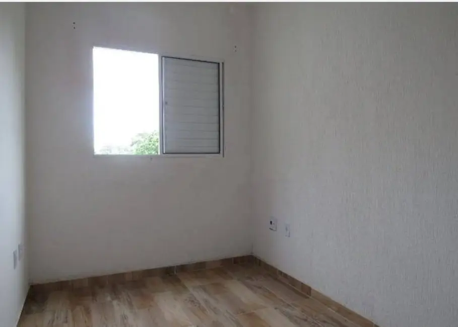 Apartamento com 2 quartos para alugar, 52m2 em Utinga, Santo Andre - SP - imagem 2 Foto 2 de Apartamento com 2 quartos para alugar, 52m2 em Utinga, Santo Andre - SP