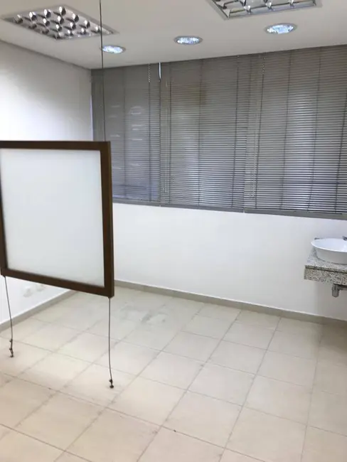 Sala Comercial para alugar, 100m2 em Centro, Santo Andre - SP - imagem 3 Foto 3 de Sala Comercial para alugar, 100m2 em Centro, Santo Andre - SP