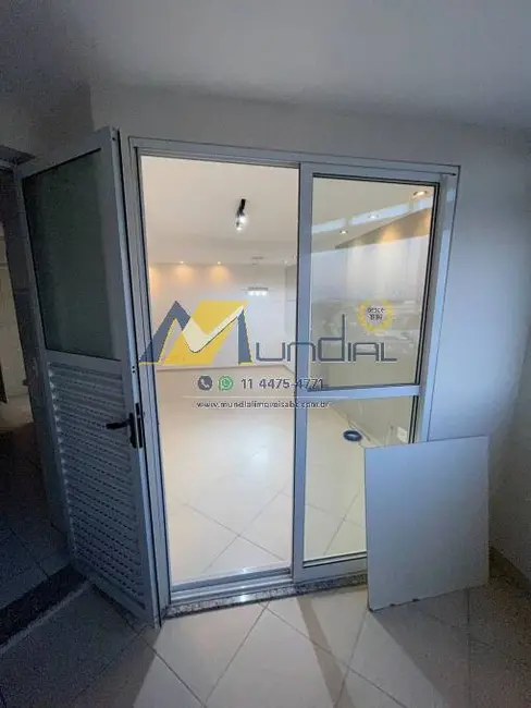 Foto 2 de Apartamento com 3 quartos para alugar, 72m2 em Parque Jaçatuba, Santo Andre - SP