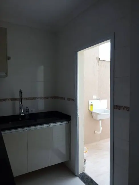 Apartamento com 2 quartos para alugar em Vila Eldízia, Santo Andre - SP - imagem 8 Foto 8 de Apartamento com 2 quartos para alugar em Vila Eldízia, Santo Andre - SP