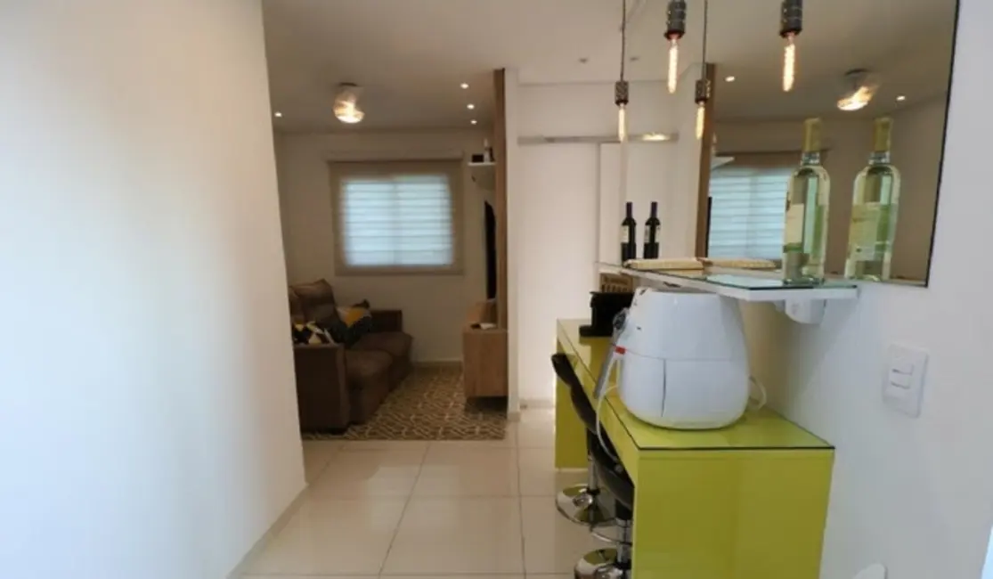 Foto 3 de Apartamento com 2 quartos para alugar, 43m2 em Vila Sacadura Cabral, Santo Andre - SP
