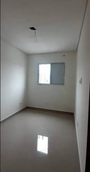 Foto 3 de Casa com 2 quartos para alugar, 64m2 em Vila Pires, Santo Andre - SP
