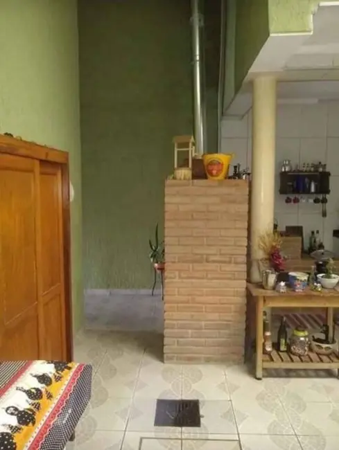 Foto 8 de Casa com 3 quartos para alugar, 380m2 em Vila Cecília Maria, Santo Andre - SP