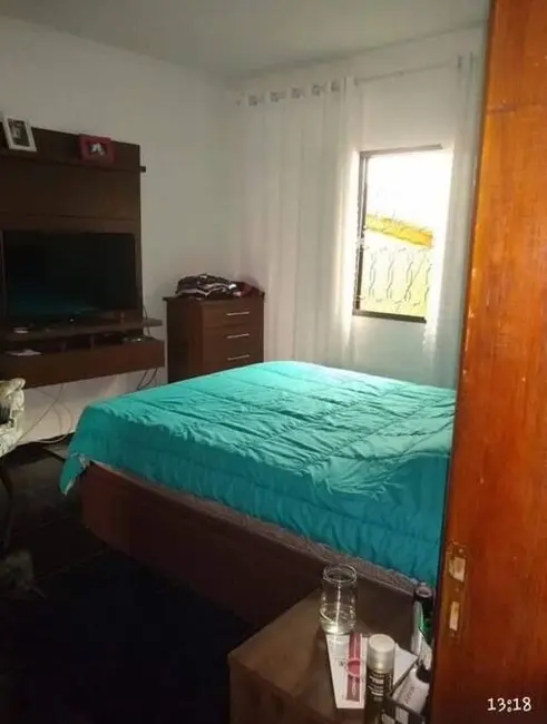 Foto 9 de Casa com 3 quartos para alugar, 380m2 em Vila Cecília Maria, Santo Andre - SP
