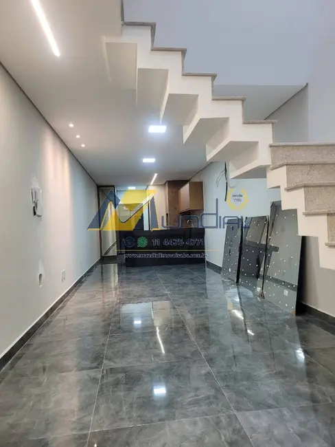 Foto 3 de Sobrado com 3 quartos para alugar, 150m2 em Parque Oratório, Santo Andre - SP