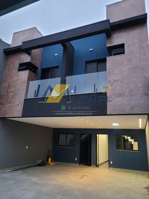 Foto 1 de Sobrado com 3 quartos para alugar, 150m2 em Parque Oratório, Santo Andre - SP
