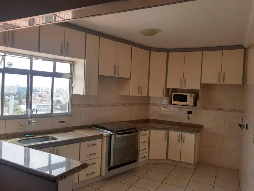 Apartamento com 3 quartos para alugar, 100m2 em Parque Gerassi, Santo Andre - SP - imagem 4 Foto 4 de Apartamento com 3 quartos para alugar, 100m2 em Parque Gerassi, Santo Andre - SP