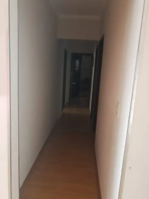 Apartamento com 3 quartos para alugar, 100m2 em Parque Gerassi, Santo Andre - SP - imagem 3 Foto 3 de Apartamento com 3 quartos para alugar, 100m2 em Parque Gerassi, Santo Andre - SP