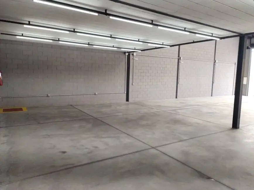 Armazém / Galpão para alugar, 360m2 em Vila Homero Thon, Santo Andre - SP - imagem 7 Foto 7 de Armazém / Galpão para alugar, 360m2 em Vila Homero Thon, Santo Andre - SP