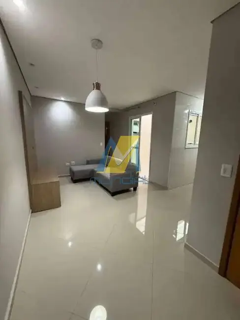 Foto 1 de Apartamento com 2 quartos para alugar em Vila Alzira, Santo Andre - SP