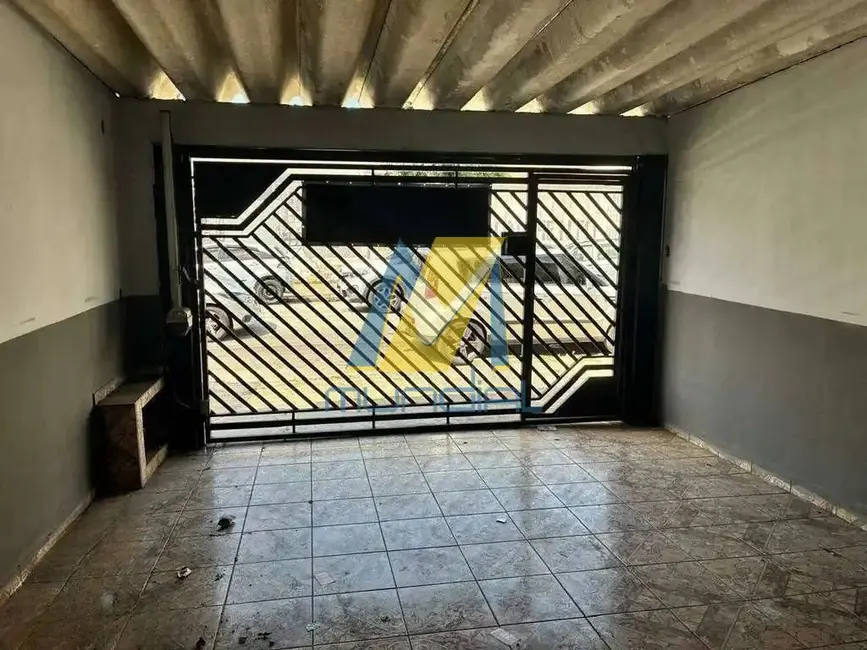 Sobrado com 2 quartos à venda, 129m2 em Santa Terezinha, Santo Andre - SP - imagem 2 Foto 2 de Sobrado com 2 quartos à venda, 129m2 em Santa Terezinha, Santo Andre - SP