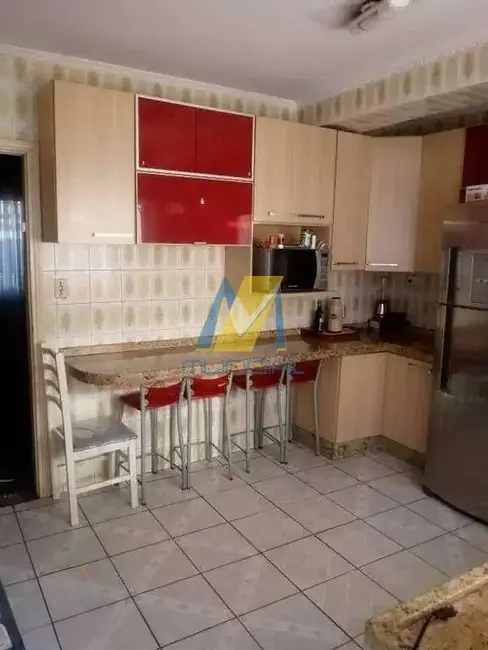 Sobrado com 3 quartos à venda em Vila Metalúrgica, Santo Andre - SP - imagem 4 Foto 4 de Sobrado com 3 quartos à venda em Vila Metalúrgica, Santo Andre - SP