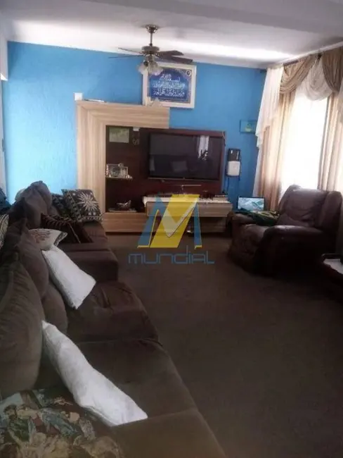 Sobrado com 3 quartos à venda em Vila Metalúrgica, Santo Andre - SP - imagem 1 Foto 1 de Sobrado com 3 quartos à venda em Vila Metalúrgica, Santo Andre - SP