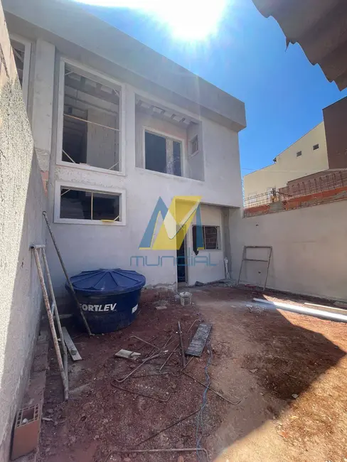 Foto 3 de Sobrado com 3 quartos à venda, 110m2 em Campestre, Santo Andre - SP
