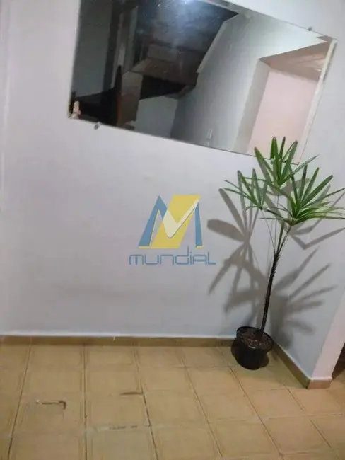 Sobrado com 2 quartos para alugar, 119m2 em Bangú, Santo Andre - SP - imagem 3 Foto 3 de Sobrado com 2 quartos para alugar, 119m2 em Bangú, Santo Andre - SP