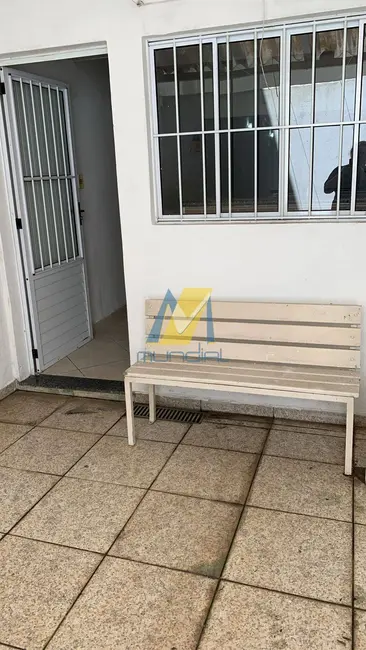 Foto 3 de Casa com 3 quartos para alugar, 180m2 em Jardim do Estádio, Santo Andre - SP