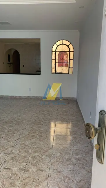 Foto 8 de Sobrado com 6 quartos à venda, 220m2 em Jardim do Estádio, Santo Andre - SP