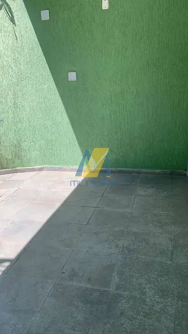 Foto 4 de Sobrado com 6 quartos à venda, 220m2 em Jardim do Estádio, Santo Andre - SP