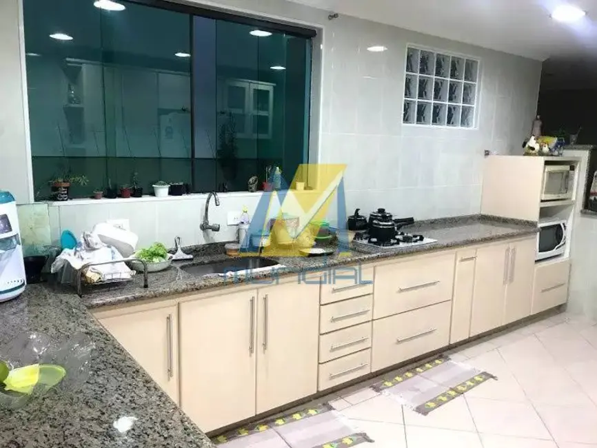 Foto 3 de Sobrado com 4 quartos à venda em Vila Lucinda, Santo Andre - SP