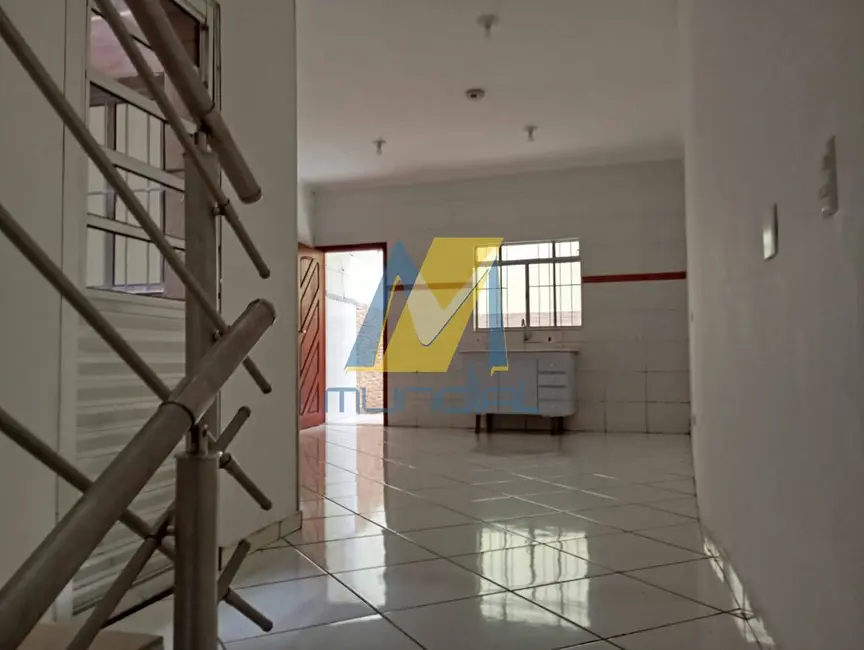 Casa com 3 quartos à venda em Jardim Las Vegas, Santo Andre - SP - imagem 1 Foto 1 de Casa com 3 quartos à venda em Jardim Las Vegas, Santo Andre - SP