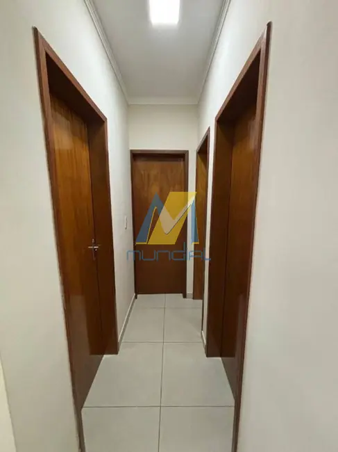 Sobrado com 3 quartos à venda, 75m2 em Parque Jaçatuba, Santo Andre - SP - imagem 3 Foto 3 de Sobrado com 3 quartos à venda, 75m2 em Parque Jaçatuba, Santo Andre - SP