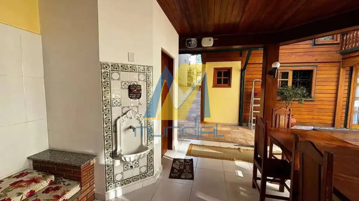 Casa com 7 quartos à venda, 540m2 em Jardim Bela Vista, Santo Andre - SP - imagem 1 Foto 1 de Casa com 7 quartos à venda, 540m2 em Jardim Bela Vista, Santo Andre - SP