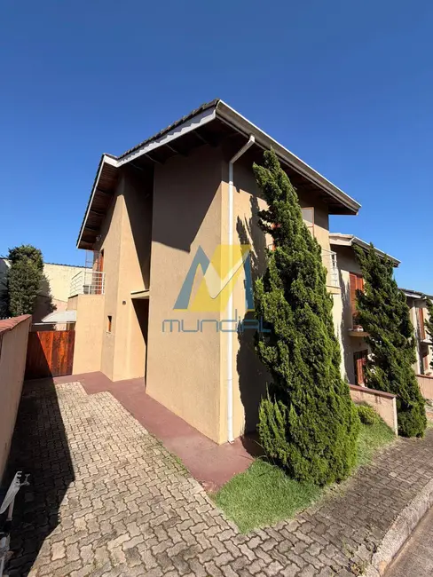Foto 3 de Casa com 2 quartos à venda, 140m2 em Jardim Estância Brasil, Atibaia - SP