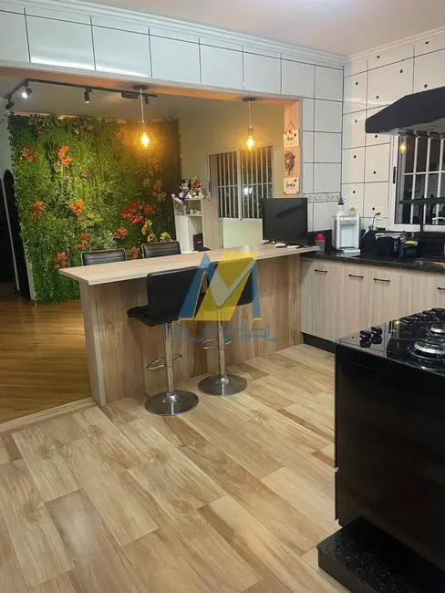 Foto 5 de Sobrado com 4 quartos à venda, 215m2 em Jardim Las Vegas, Santo Andre - SP