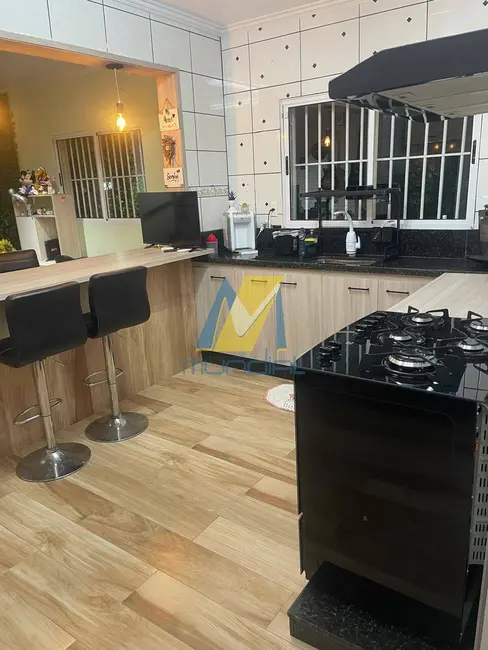 Foto 6 de Sobrado com 4 quartos à venda, 215m2 em Jardim Las Vegas, Santo Andre - SP