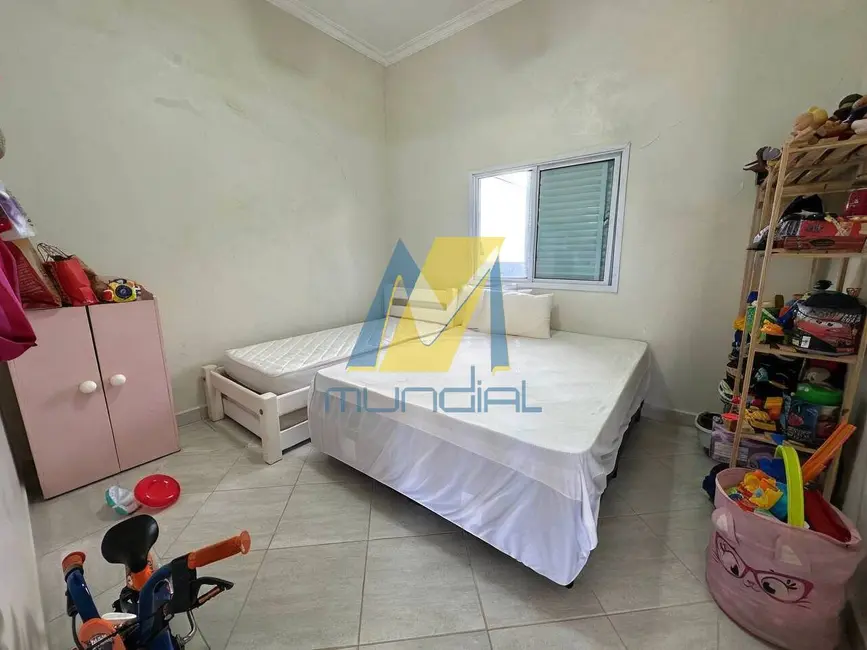 Foto 3 de Casa com 5 quartos à venda, 462m2 em Peruibe - SP