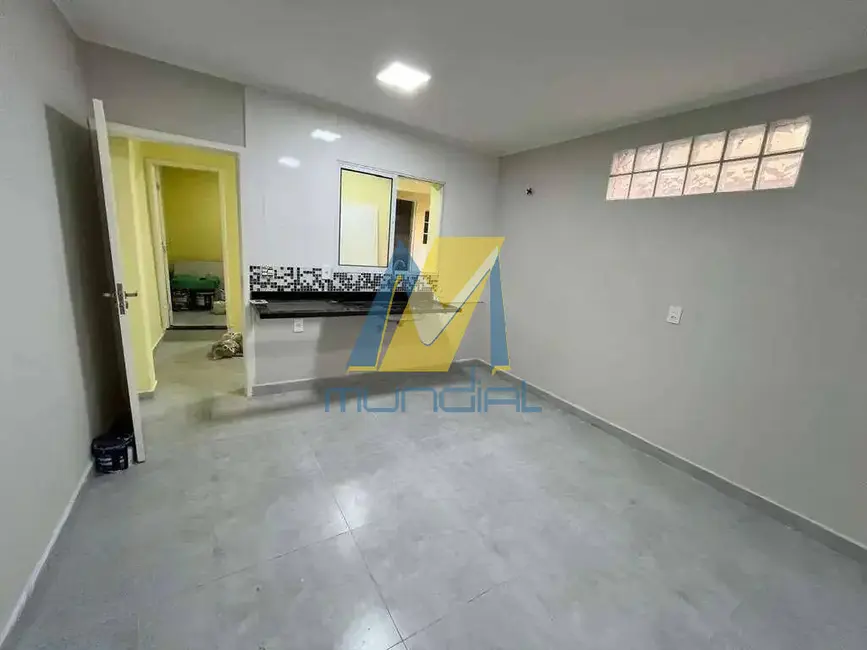 Sobrado com 3 quartos à venda, 172m2 em Vila Alzira, Santo Andre - SP - imagem 3 Foto 3 de Sobrado com 3 quartos à venda, 172m2 em Vila Alzira, Santo Andre - SP