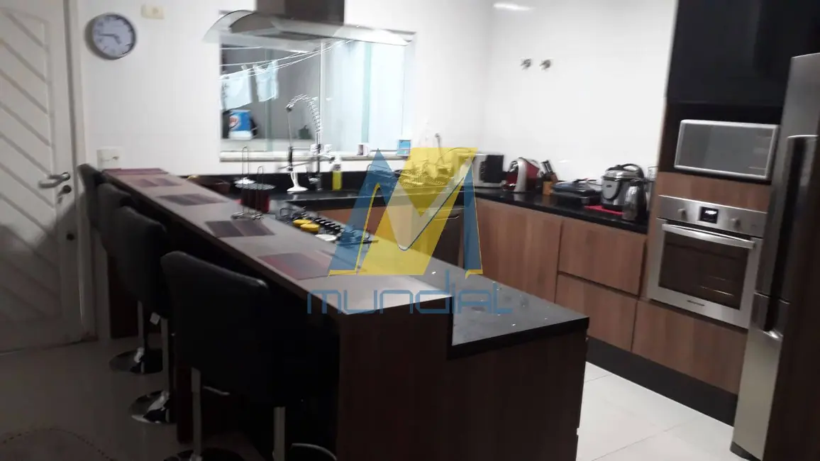 Foto 2 de Sobrado com 3 quartos à venda em Vila Alice, Santo Andre - SP