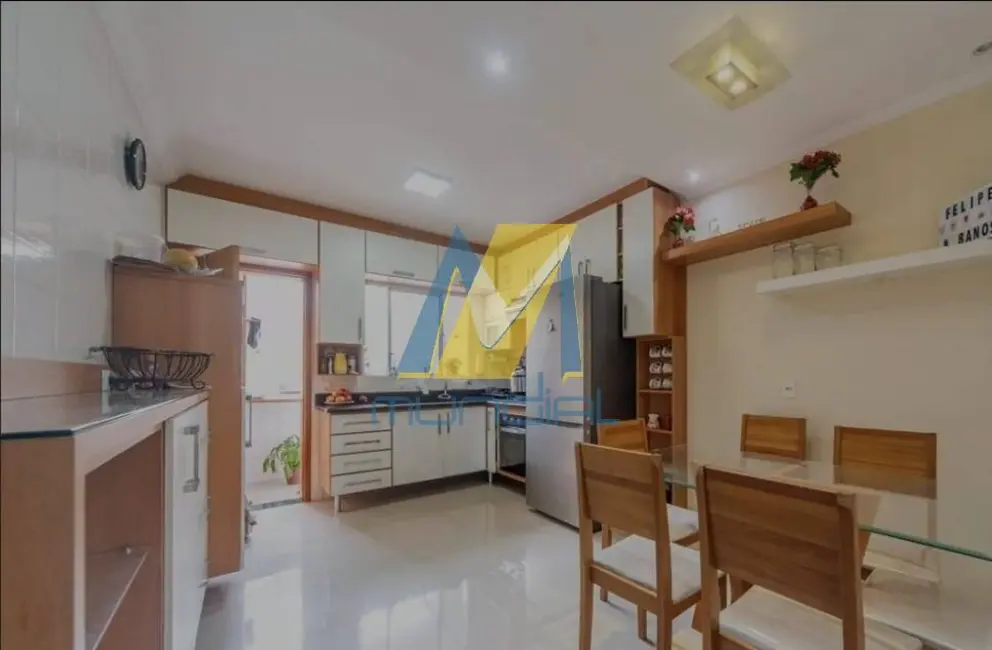Casa com 3 quartos à venda, 160m2 em Jardim Alvorada, Santo Andre - SP - imagem 8 Foto 8 de Casa com 3 quartos à venda, 160m2 em Jardim Alvorada, Santo Andre - SP