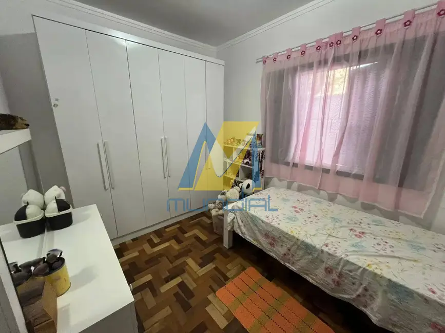 Foto 5 de Casa com 3 quartos à venda, 166m2 em Vila Scarpelli, Santo Andre - SP