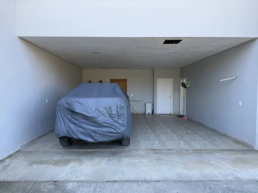 Foto 5 de Casa com 3 quartos à venda, 316m2 em Balneario Barra Do Sul - SC