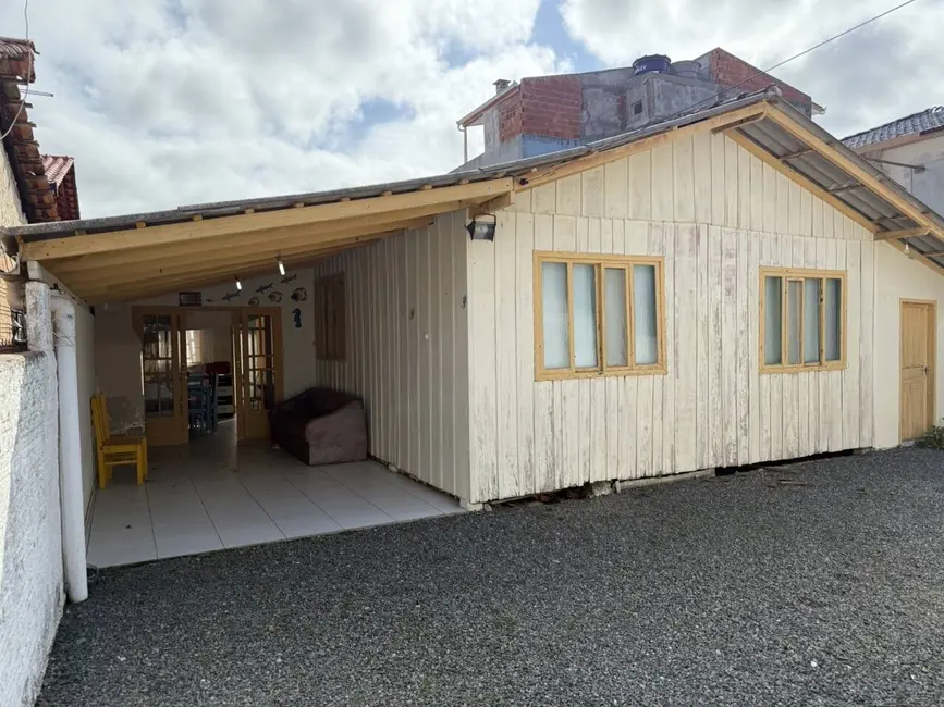 Foto 1 de Casa com 3 quartos à venda, 102m2 em Centro, Balneario Barra Do Sul - SC