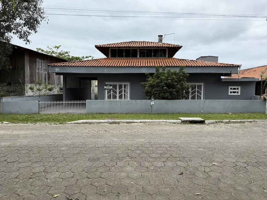 Foto 2 de Casa com 4 quartos à venda, 96m2 em Centro, Balneario Barra Do Sul - SC