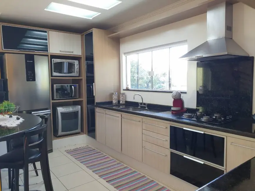 Foto 7 de Casa com 3 quartos à venda, 667m2 em Centro, Balneario Barra Do Sul - SC