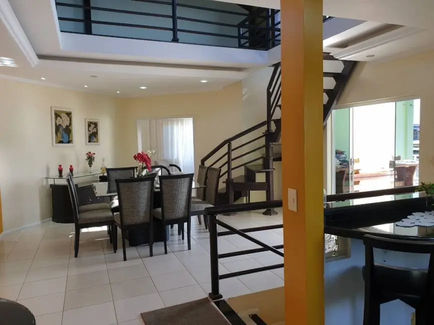 Foto 8 de Casa com 3 quartos à venda, 667m2 em Centro, Balneario Barra Do Sul - SC