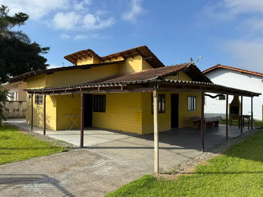 Foto 1 de Casa com 3 quartos à venda, 93m2 em Balneario Barra Do Sul - SC